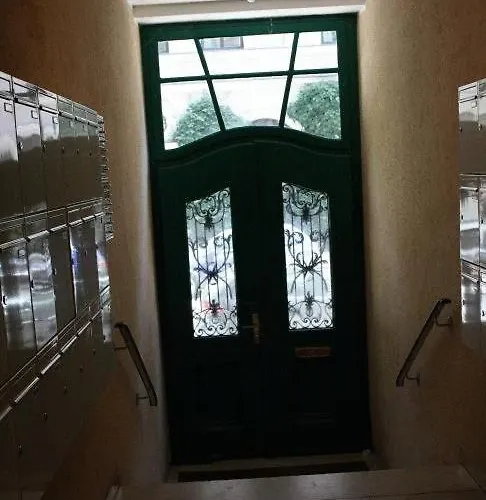 慕尼黑伊萨门公寓式酒店 *