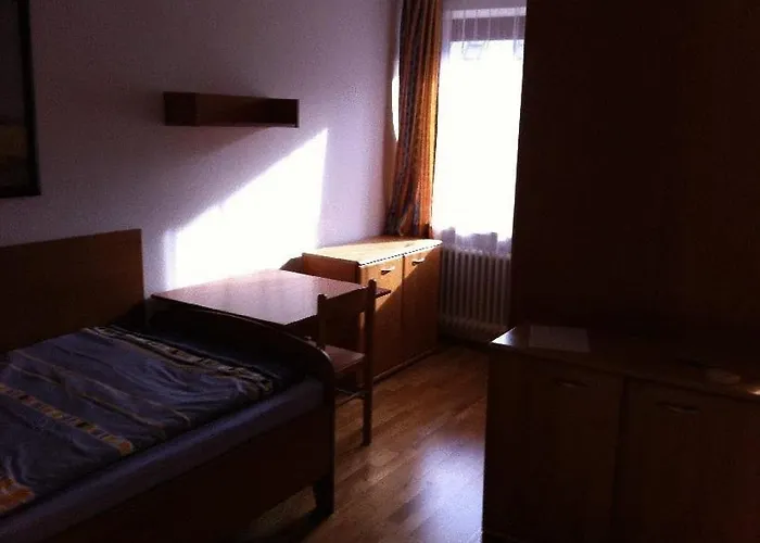 アパート イザールトル